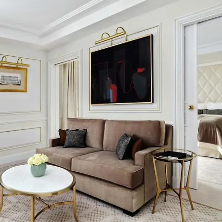 Готель Beau-rivage Palace