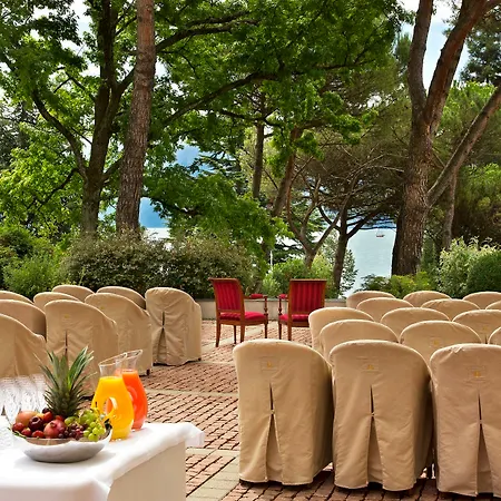 Szálloda Beau-rivage Palace 5*