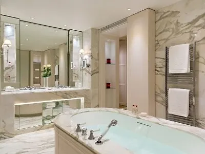 Beau-rivage Palace מלון